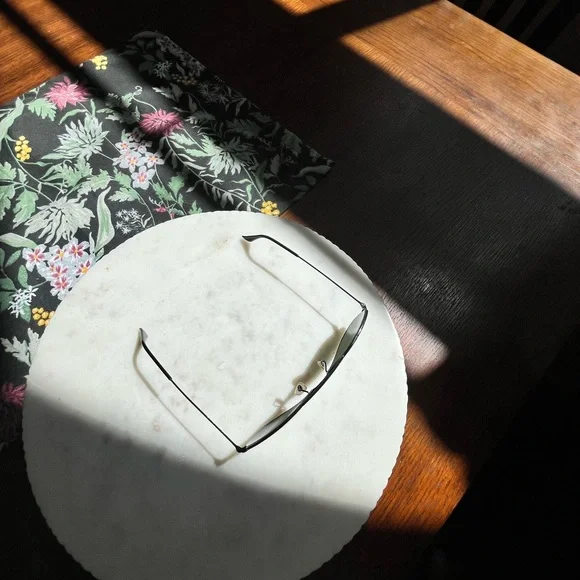 Ray Ban Large Aviator Sunglasses with G15 Lenses - Picture 7 of 9